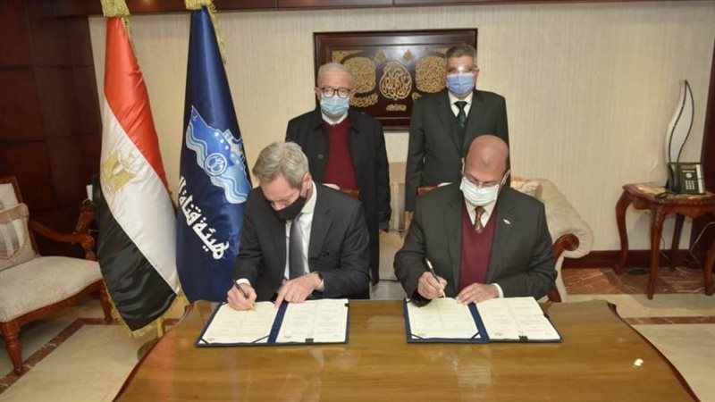 جانب من مراسم التوقيع