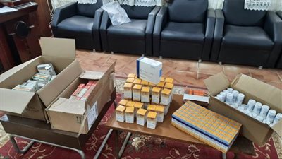 ضبط أدوية غير مسجلة خلال حملة على الصيدليات بالمنصورة