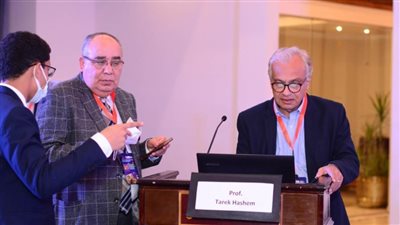 مؤتمر علاج الأورام بالأقصر يشيد بالمبادرات الرئاسية فى اكتشاف الأورام 