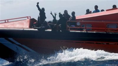 خفر السواحل التونسي ينقذ 7 مهاجرين غير شرعيين