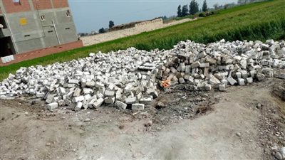 إزالة 5 حالات تعدٍ على الأراضى الزراعية بالبحيرة