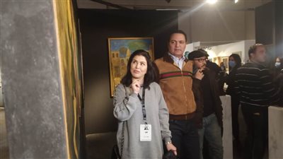 بالصور.. جومانة مراد تعرض مقتنياتها بمعرض إيجيبت آرت فير  