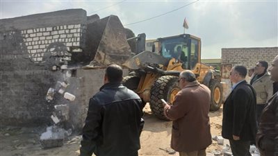 إزالة مبانٍ مخالفة في المهد علي مساحة ٦٠٠م٢ بنطاق حي العامرية أول