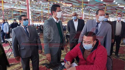 الجيزاوي يواصل تفقد سير الامتحانات بكليات بنها