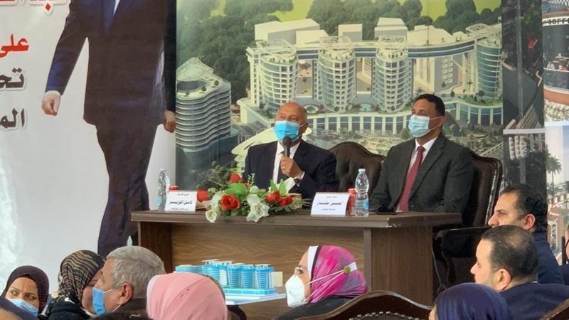 وزير النقل ومحافظ