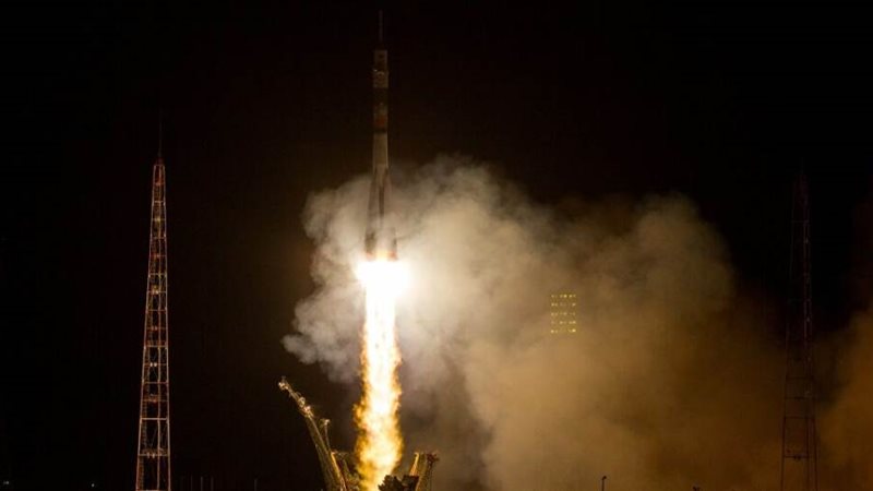 قمر صناعي لمراقبة