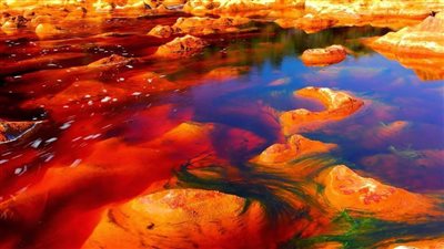 النهر الأحمر بإسبانيا.. ثروة معدنية وأساطير مرعبة