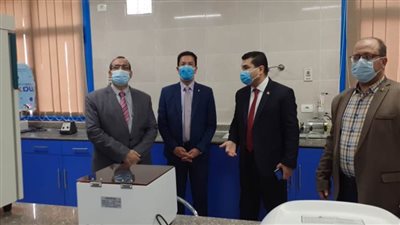 الجيزاوي يواصل جولاته ويتفقد سير الامتحانات بكليتي الزراعة والطب البيطري