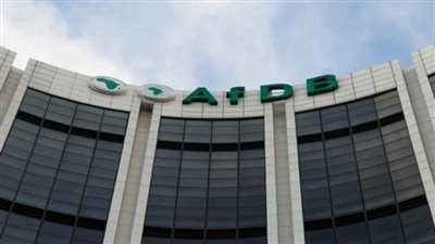 بنك التنمية الإفريقي يستعرض مشروعاته في مصر بمناسبة الذكرى الـ99 لاستقلالها