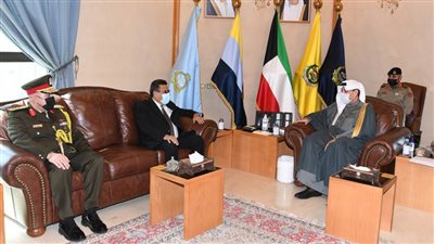 وزیر الدفاع الكويتي یبحث مع سفراء 4 دول المستجدات الإقليمية والدولية