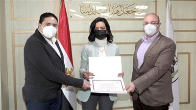 تكريم 90 مبدعا محترفا بالإدارة المحلية ببنى سويف 