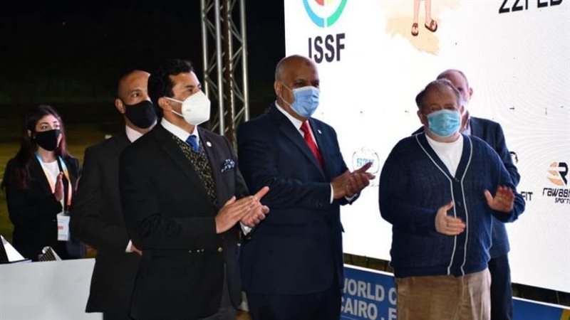 أشرف صبحي وحازم حسني