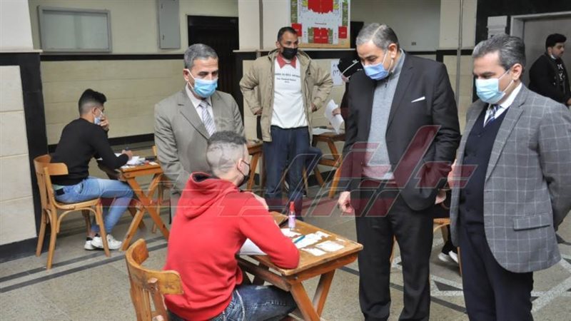 جولة رئيس جامعة كفرالشيخ