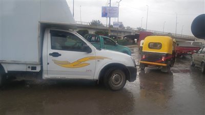 الأمطار تضرب المدن الساحلية بمحافظة البحيرة