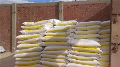 ضبط أسمدة ومبيدات مجهولة المصدر بالقنطرة شرق الإسماعيلية