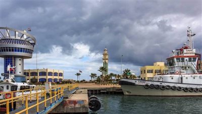 ميناء دمياط يستقبل ناقلة غاز مسال متجهه إلى الصين