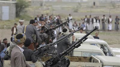 اليمن يرحب بفرض عقوبات أمريكية على قيادات عسكرية حوثية