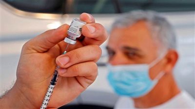 محكمة لبنانية تصدر حكمًا بإلزام وزارة الصحة إعطاء لقاح كورونا لشخص مسن