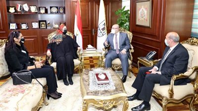  محافظ بني سويف يستقبل وزيرة التضامن الاجتماعي 
