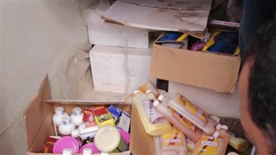 ضبط أدوية بيطرية منتهية الصلاحية ومواد غذائية مجهولة المصدر بالبحيرة