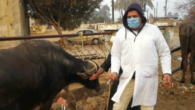 الأطباء خلال عمليات