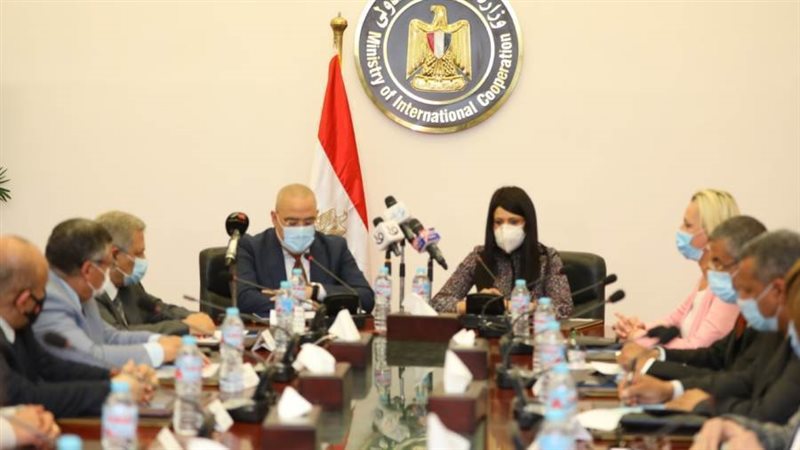 التعاون الدولى والاسكان