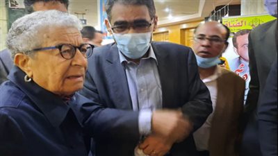 ضياء رشوان يسجل بالحضور فى عمومية الصحفيين