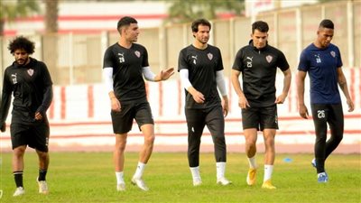 الزمالك يخوض تدريبات بدنية قوية في مرانه الأول بتونس