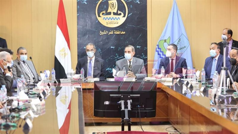 محافظ كفرالشيخ ووزير