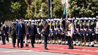 خالد عكاشة : زيارة الرئيس للسودان تنقل التعاون بين الدولتين لشكل جديد من الشراكة الاستراتيجية