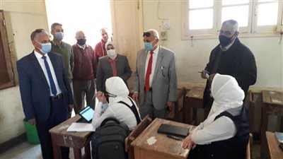 محافظ أسيوط يشدد على المتابعة المستمرة لسير امتحانات الإعدادية والأول والثانى الثانوي