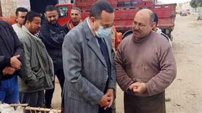 محافظ شمال سيناء يتفقد شوارع وميادين وأسواق العريش 