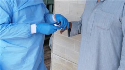 فرق الرعاية الأساسية تواصل متابعة حالات العزل المنزلى لمرضى كورونا بالبحيرة