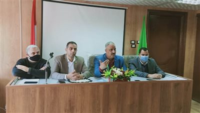 الصبروط يناقش مشاكل مراكز الشباب بالقليوبية بـ