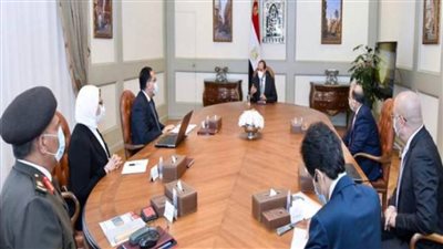 موجز الرابعة.. الرئيس السيسي يوجه بتدقيق البيانات ذات الصلة بمبادرة 