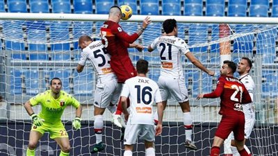 روما يفوز علي جنوي بهدف نظيف في الدوري الايطالي لكرة القدم