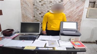 القبض على نصاب يدعي قدرته على توفير فرص عمل للمواطنين بالخارج 