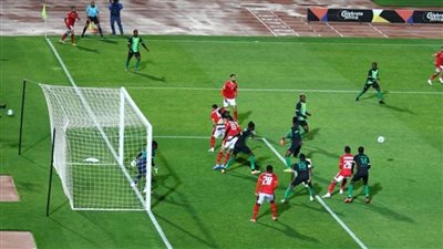 النشرة الرياضية| هزيمة الزمالك وتعادل الأهلي 