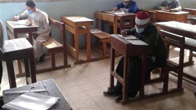قطاع المعاهد: امتحانات الأول الثانوي في مستوى الطالب المتوسط