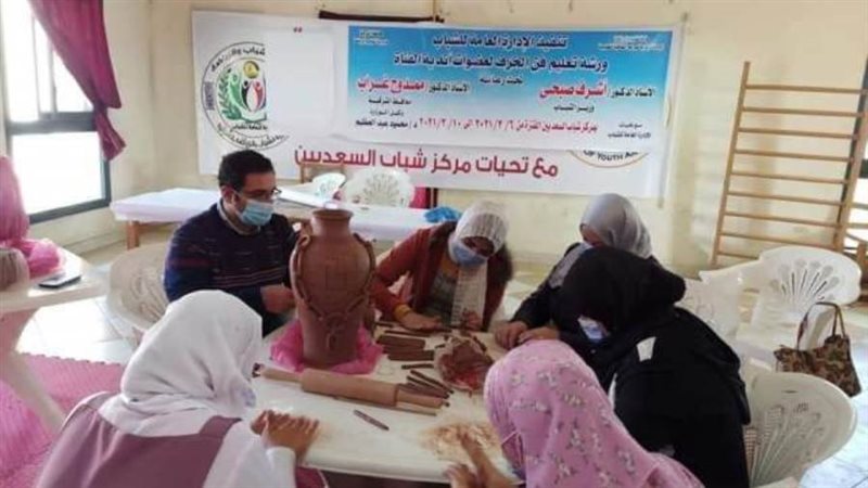 ورشة تعليم مشغولات