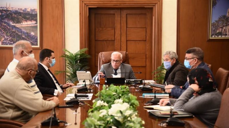 محافظ بورسعيد خلال