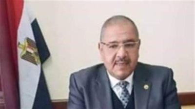 1676 طالبا بالصف الثاني الثانوي يواصلون أداء الامتحانات بالوادي الجديد