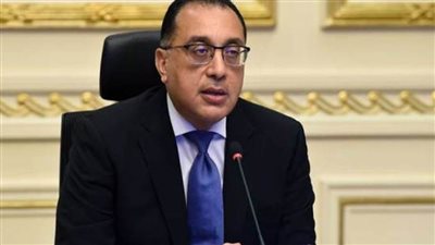 رئيس الوزراء يستعرض مقترح الخطة الاستثمارية لوزارتي الاتصالات والإسكان