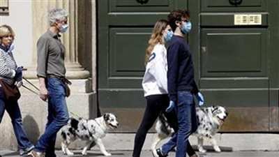 إيطاليا تشدد القيود المفروضة بسبب 