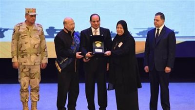 خبراء استراتيجيون: احتفال الرئيس السيسي بيوم الشهيد.. رسالة تؤكد قيمة الشهيد ومكانته