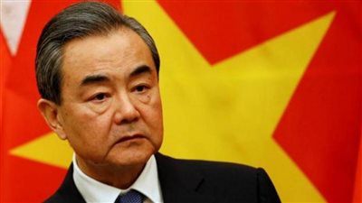 وزير خارجية الصين يدعو إلى توسيع التعاون مع بولندا