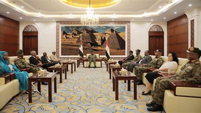 السودان يدرس خيارات نظام الحكم الإقليمي