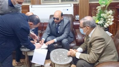 وحدة سكنية بأجر رمزي جنيه لمدة 25 سنة للطبيب الذي فقد بصره بكفر الشيخ