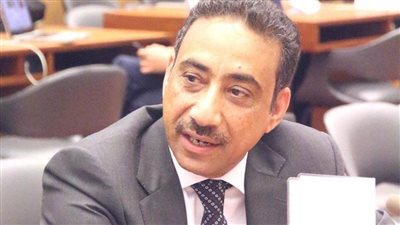 سفير عمان بالقاهرة يشارك في اجتماع وزارة التجارة والصناعة