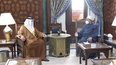 الإمام الأكبر يستقبل سفير الإمارات بمقر مشيخة الأزهر